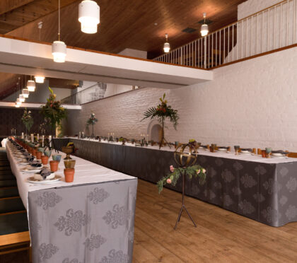 Kruununleipomo yhdistettynä Leivintupaan tarjoaa illallistilat jopa 200 hengen tilaisuuksille.